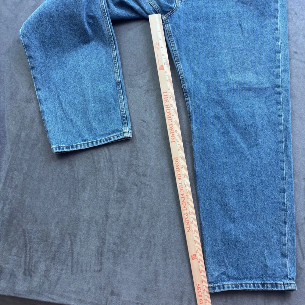 Levis 550 Relaxed Fit Tapered Leg Jeans Mens 42x32 Medium Wash Blue Denim